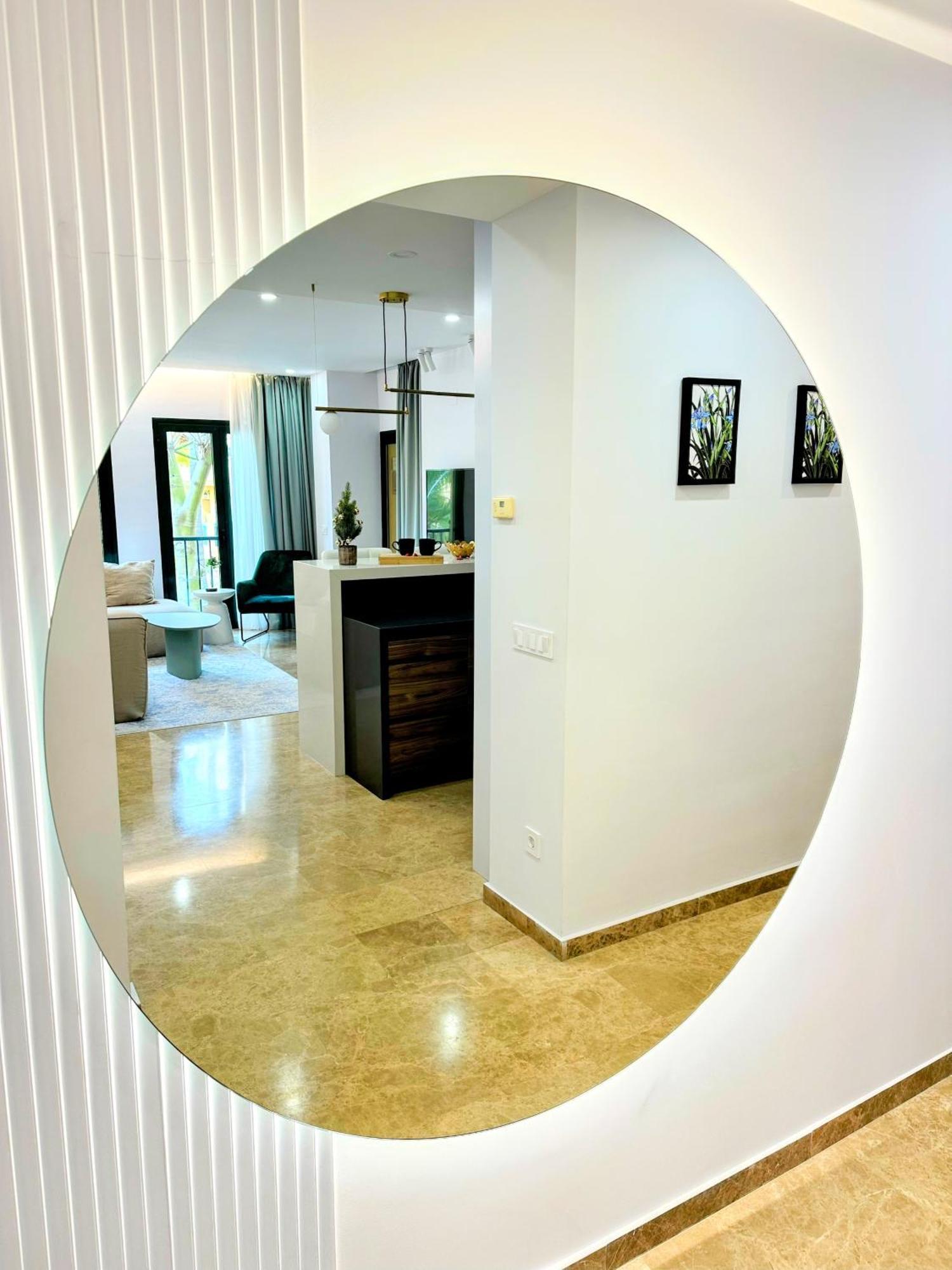 Ferienwohnung Luxury Blue Coast Seaside Retreat Marbella Exterior foto