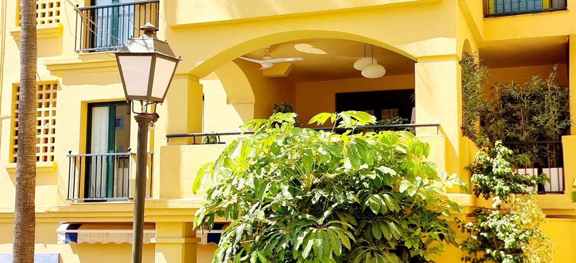 Ferienwohnung Luxury Blue Coast Seaside Retreat Marbella Exterior foto